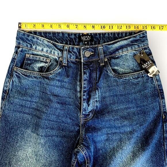 boohooMAN Relaxed Rigid Button Fly Rip Knee Blue Jeans Zip Hem Size 30X37 Tall - Picture 11 of 14